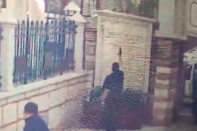 Fatih’te cami avlusunda havaya ateş açan şüpheli Üsküdar’da yakalandı