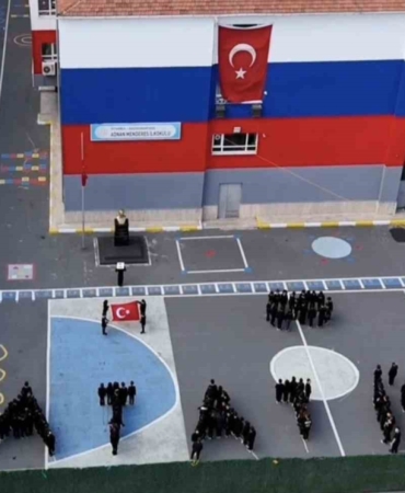 Gaziosmanpaşalı öğrencilerden Atatürk koreografisi