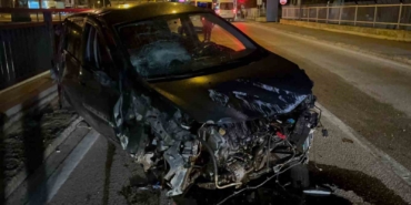 Gizli buzlanma sebebiyle kontrolden çıkan otomobil kaza yaptı: 1 yaralı