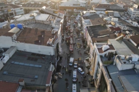 Güngören’de yıkımı gerçekleştirilen bina kısmen çöktü: 2 işçi göçük altında kaldı