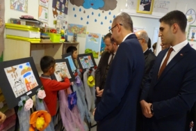 Havran Temaşalık İlkokulunda "Çocuk Gözüyle Filistin" resim sergisi açıldı