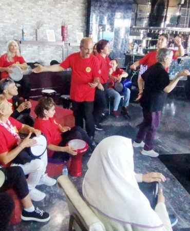 Huzur evi sakinleri gönüllerince eğlendi