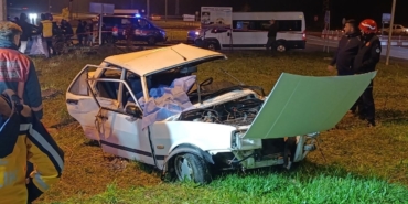 İki otomobil kafa kafaya çarpıştı: Karı koca hayatını kaybetti