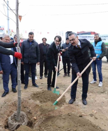 İnegöl’de fidanlar toprakla buluştu