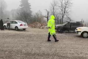 İnegöl’de kar yağışı başladı, sürücüler zor anlar yaşadı