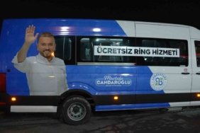 İSKİ’nin yol çalışması nedeniyle yürümek zorunda kalan vatandaşlara Arnavutköy Belediyesi’nden ücretsiz servis