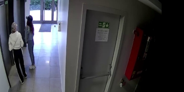 İstanbul’da girdikleri evlerden 1 milyon 280 bin lira çaldılar