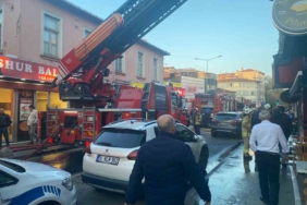 Kadıköy’de ahşap binada yangın