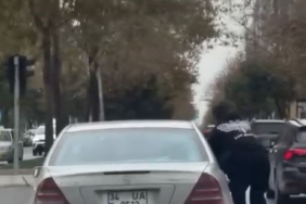 Kaldırımda araç kullanan sürücü yakalandı