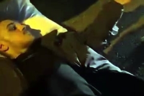 Kazada yaralandı, yerde yatarken telefonunu elinden bırakmadı