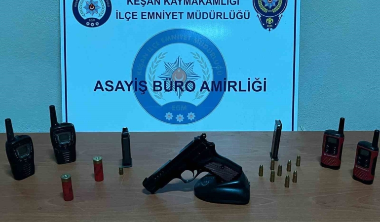 Keşan’da 17 adrese eş zamanlı operasyon yapıldı