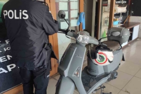 Keşan’daki kazada sürücü kask sayesinde kazayı hafif sıyrıklarla atlattı