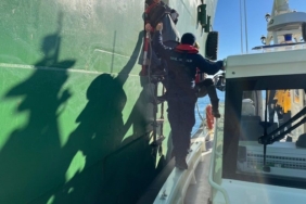 Kırklareli’nde gemide rahatsızlanan personel tıbbi tahliye