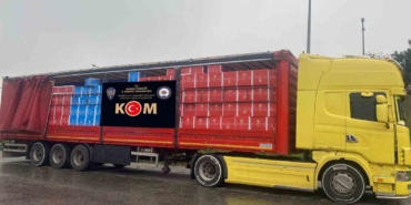 Kocaeli’de 9 milyon 580 bin dal bandrolsüz makaron ele geçirildi