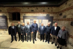 Kültür ve Turizm Bakanı Mehmet Nuri Ersoy, Ali Kuşçu eserler sergisine katıldı