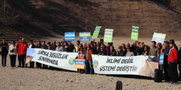 Kuruyan barajda basın açıklaması: Susuzluk kapıda