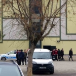 Lisede tartıştığı okul arkadaşını tornavida ile yaraladı