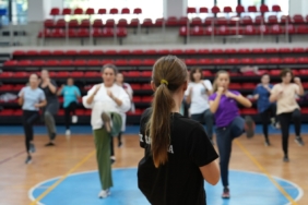 Maltepe Belediyesi’nden kadınlara spor ve savunma dersleri