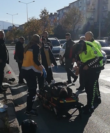 Motosikletler çarpıştı: 2 yaralı