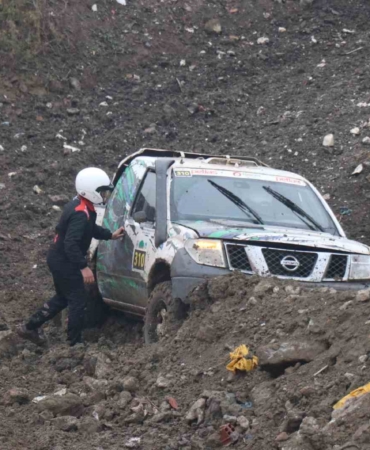 Off-road yarışlarının ‘seyirci’ etabı adeta nefes kesti