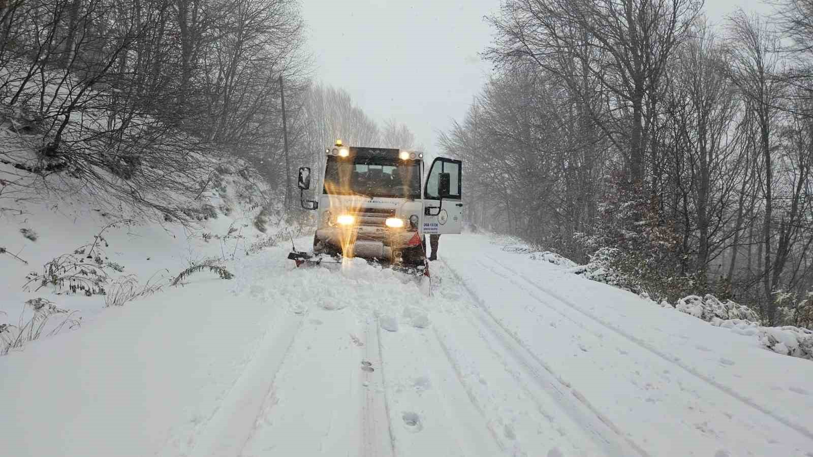 Osmangazi’de kar mesaisi başladı