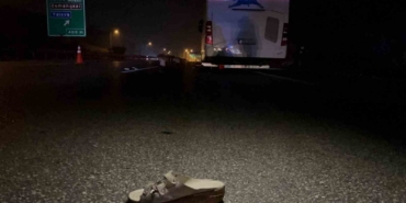 Otobanda yolun karşısına geçmek isteyen kadına otobüs çarptı: 1 ölü