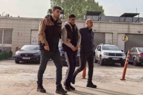 Otomobili düz kontak yapıp çalan hırsız tutuklandı