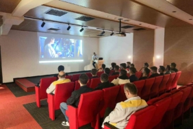 Otomotiv sektöründeki son teknolojileri incelediler