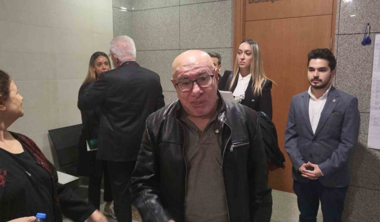 Oyuncu İlyas Salman’a ‘Cumhurbaşkanına hakaret’ suçundan 4 yıl 8 aya kadar hapis talebi