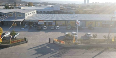 Özhan Marketler Zinciri’nin Nilüferköy şubesi açıldı