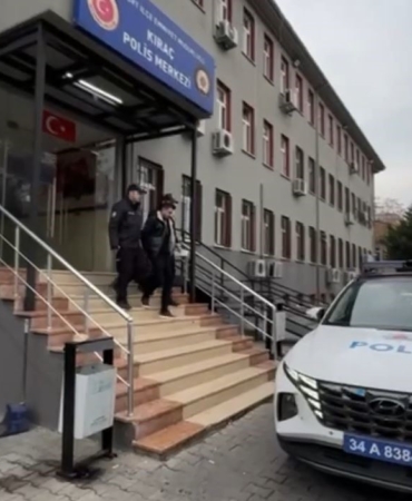 Park yeri kavgasında bir adamın boynuna tornavida saplayan şahıs tutuklandı