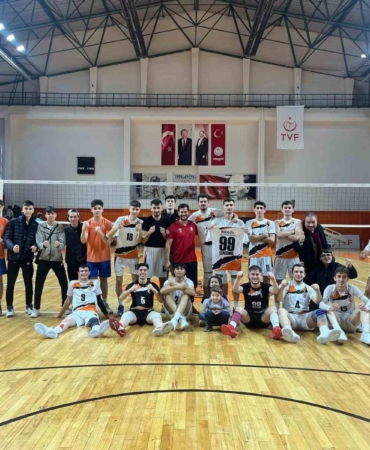 Parkenin prensleri İnegöl’de galip