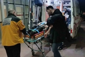 Polis çiftin bulunduğu otomobil önce traktörle, ardından savrularak kamyonetle çarpıştı