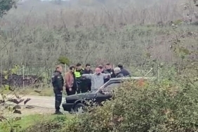 Pompalı tüfekle eve saldırı düzenlemişti: Polise yakalanınca tüfeği kafasına dayadı
