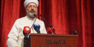 Prof. Dr. Erbaş: "İlim, bilim, hikmet ve irfan insanlığın kurtuluşu içindir"