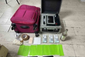 Şişli’de polis şüphe üzerine durdurdu, valizinden sahte para basma malzemesi çıktı