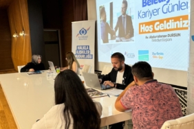 Sultangazi Belediyesi Kariyer Merkezi SULKAM’dan binlerce kişiye iş imkanı