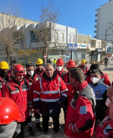 Sultangazi Belediyesi’nden depremzedeler için yapılan konteynerin teslimatıyla ilgili iddialara açıklama