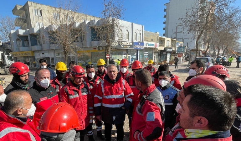 Sultangazi Belediyesi’nden depremzedeler için yapılan konteynerin teslimatıyla ilgili iddialara açıklama