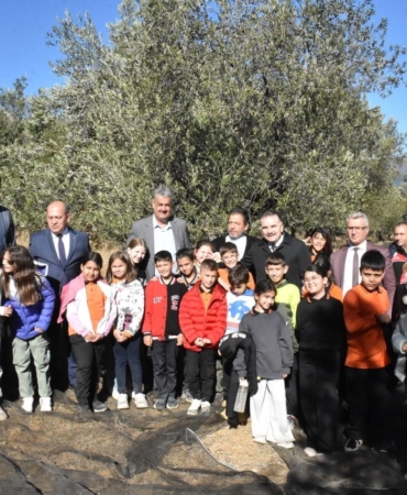 Tarladan sofraya zeytinyağının hikayesi çocuklara anlatıldı