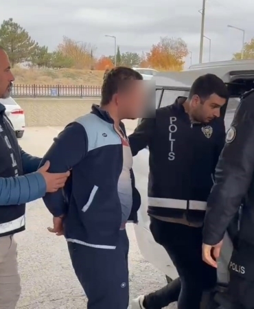 Tekirdağ’da cinnet getirip annesini öldüren ve akrabalarını bıçaklayan genç tutuklandı