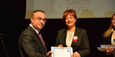 Tekirdağ’da mesleğe yeni başlayan öğretmenler yemin etti