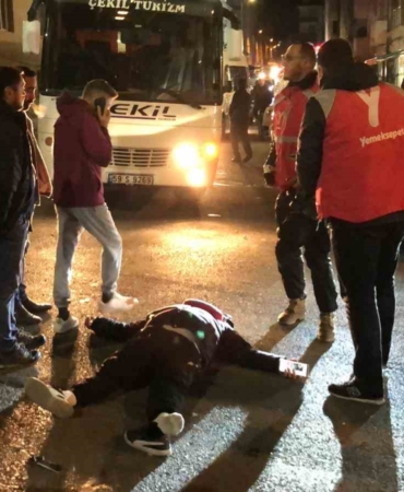 Tekirdağ’da otomobille çarpışan motosikletlinin yaralandığı kaza kamerada