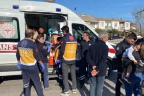 Tırla çarpışan Fiat Tofaş otomobil parçalandı: 4’ü çocuk 6 yaralı