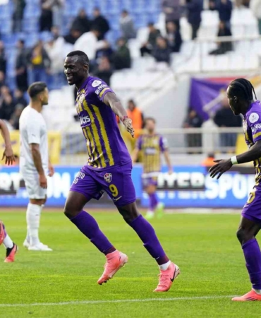 Trendyol Süper Lig: Eyüpspor: 2 - Hatayspor: 0 (Maç sonucu)