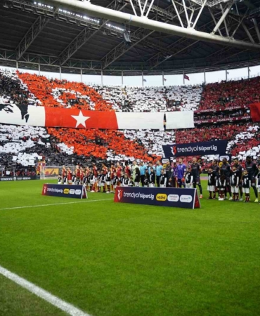 Trendyol Süper Lig: Galatasaray: 1 - Samsunspor: 0 (Maç devam ediyor)