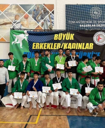 Türkiye Kuraş Şampiyonasında büyük gurur