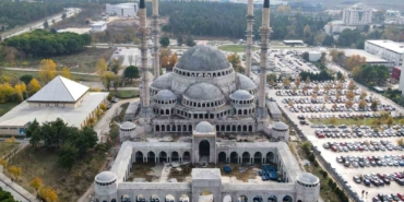 Uludağ Üniversitesi’ndeki cami ve külliye inşaatı yükseliyor