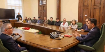 Vali Aygöl, ’Öğretmen Akademileri’ programının ilk dersinde