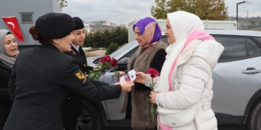 Yalova’da kadına yönelik şiddete karşı farkındalık etkinliği